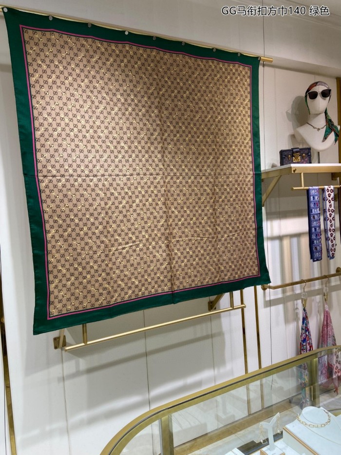Streetwear Scarf GUCCI 325686 SIZE:140*140cm