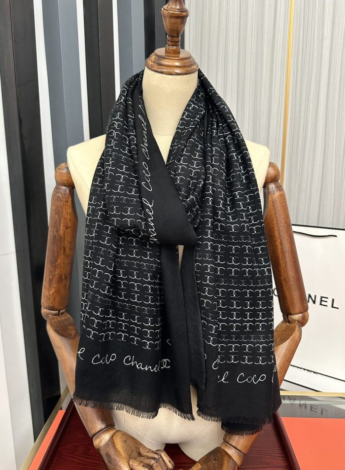 Streetwear Scarf CHANEL 325601 size：100x200cm