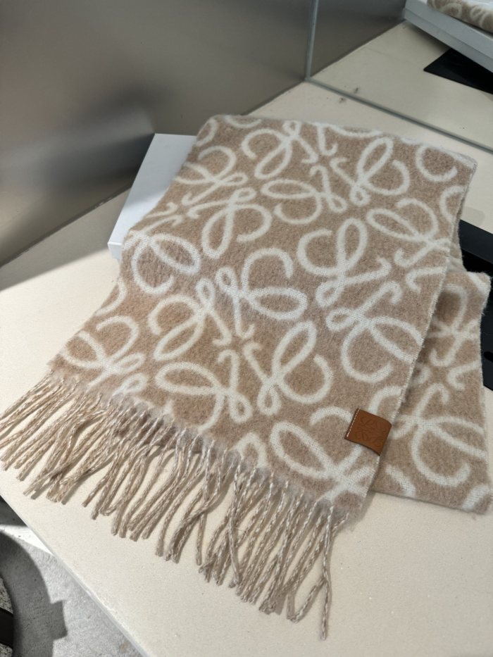 Streetwear Scarf Loewe 325633