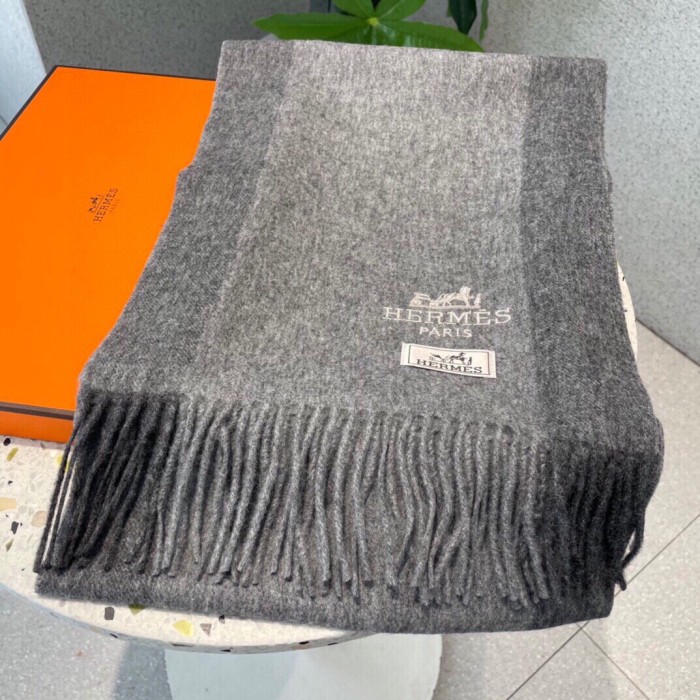 Streetwear Scarf Hermes 325625 size：32x200cm