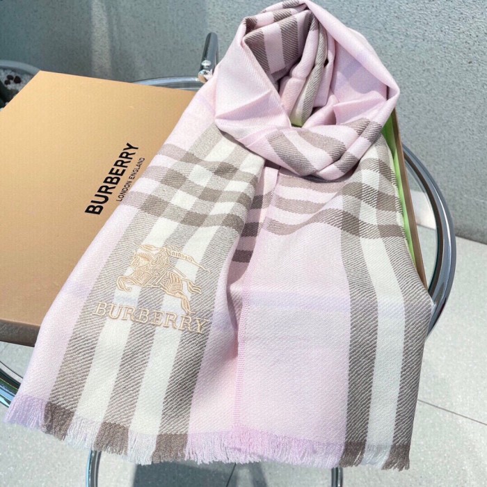 Streetwear Scarf BURBERRY 325619 size：180*32cm