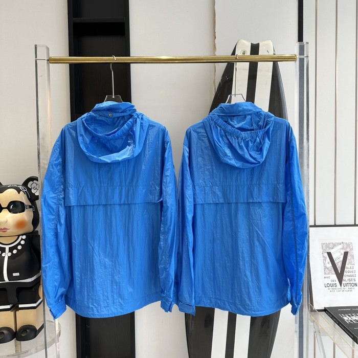 Clothes Burberry 610