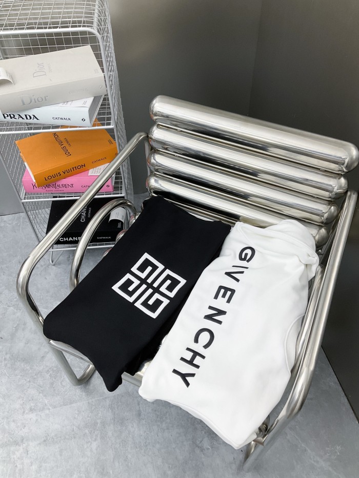 Clothes Givenchy 277