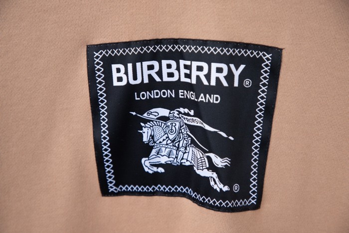 Clothes Burberry 619