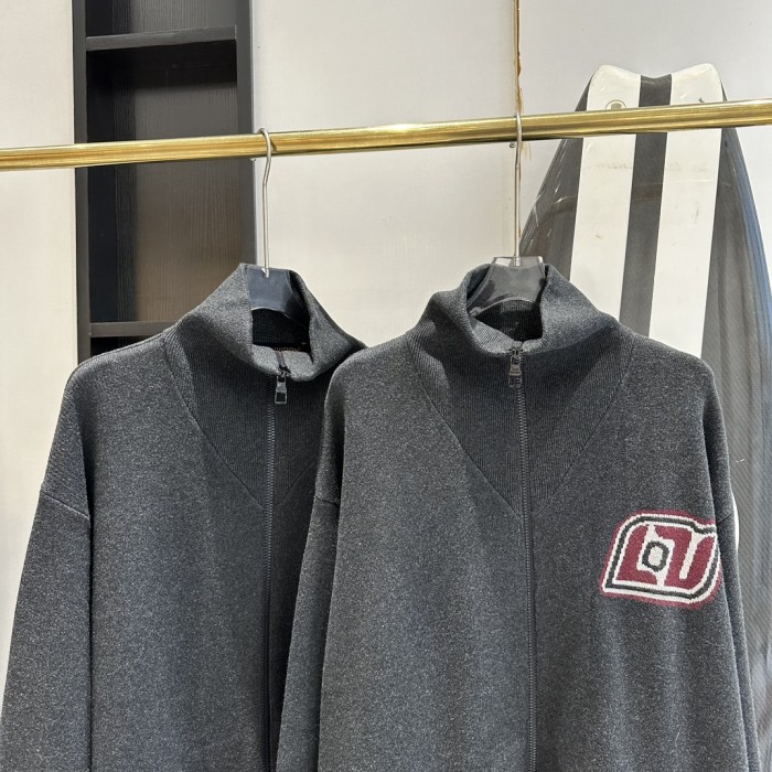 Clothes Louis Vuitton 1057