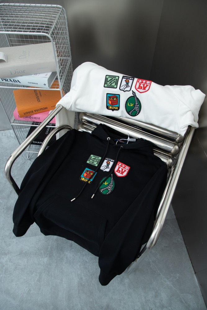 Clothes Louis Vuitton 1061