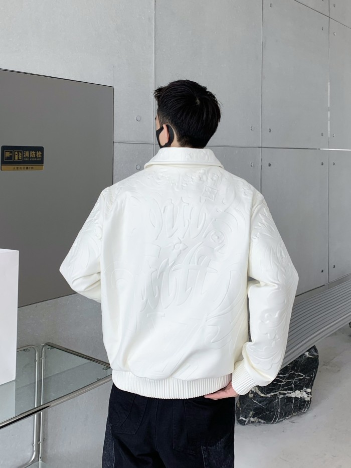 Clothes Louis Vuitton 1054