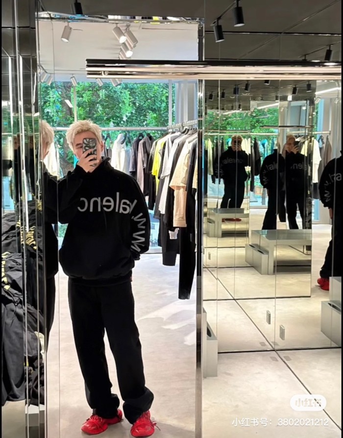 Clothes Balenciaga 782