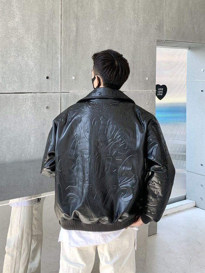 Clothes Louis Vuitton 1055