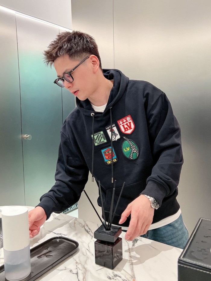 Clothes Louis Vuitton 1061