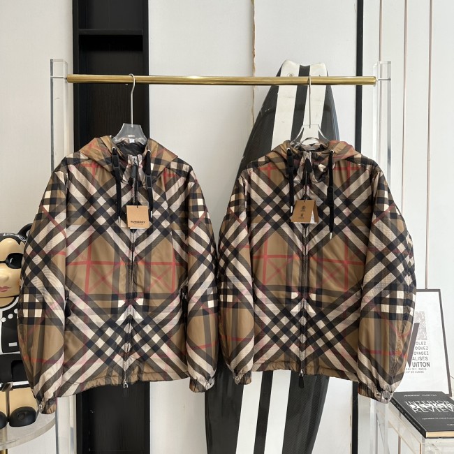 Clothes Burberry 607