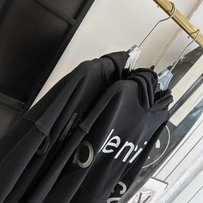 Clothes Balenciaga 782