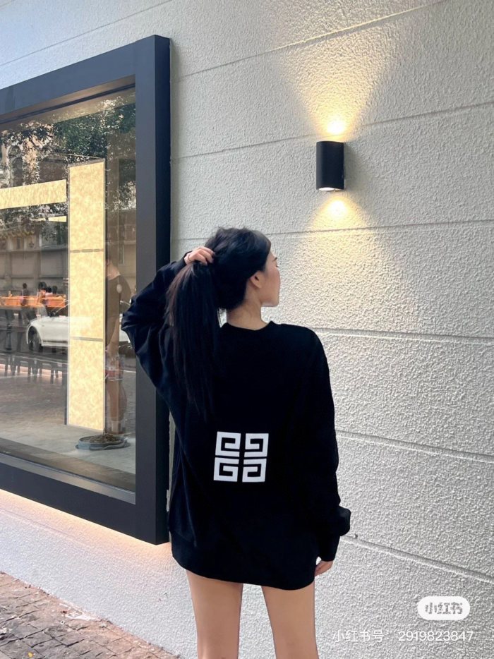 Clothes Givenchy 277