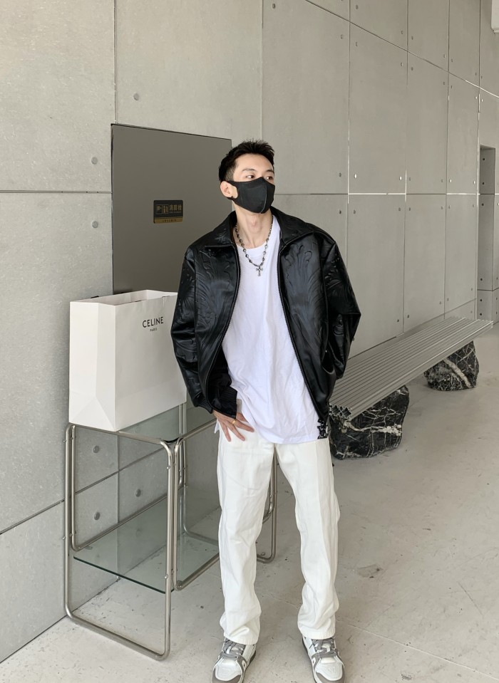 Clothes Louis Vuitton 1055