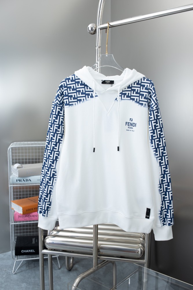 Clothes Fendi 239