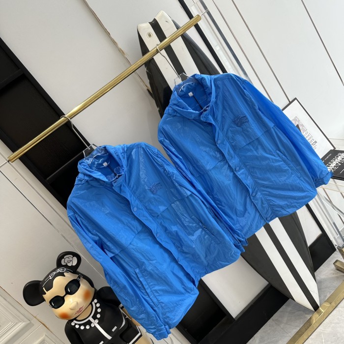 Clothes Burberry 610