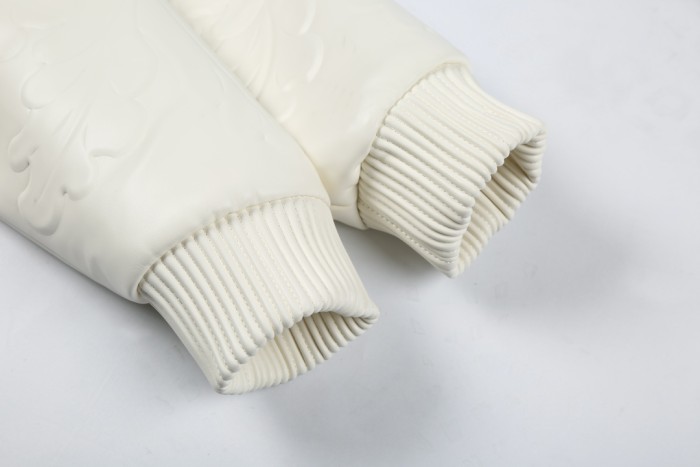 Clothes Louis Vuitton 1054