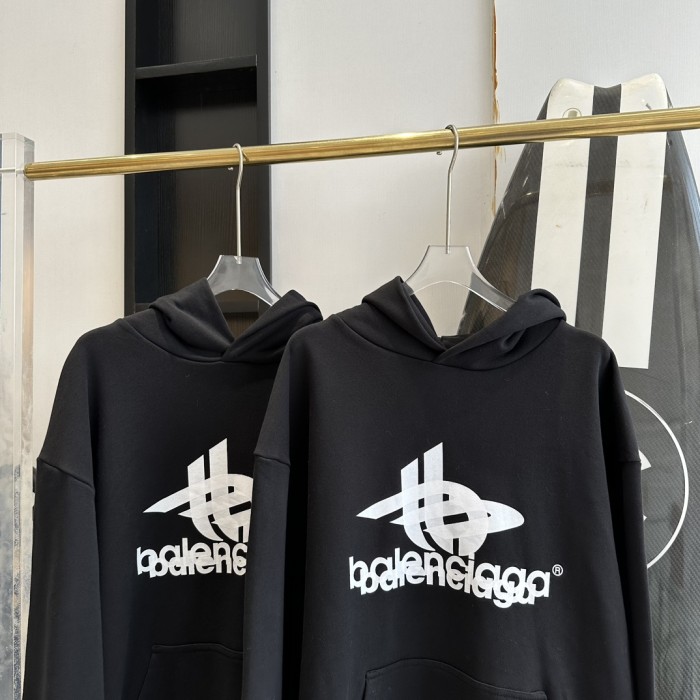 Clothes Balenciaga 781