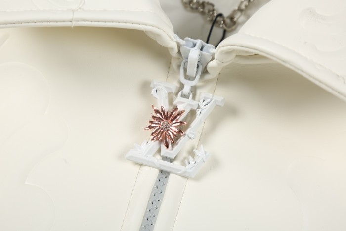 Clothes Louis Vuitton 1054