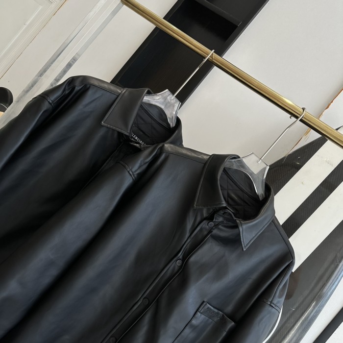 Clothes Balenciaga 777