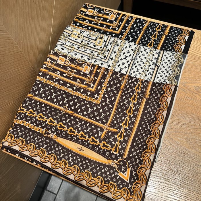 Streetwear Scarf LV 325574 SIZE:70*185cm