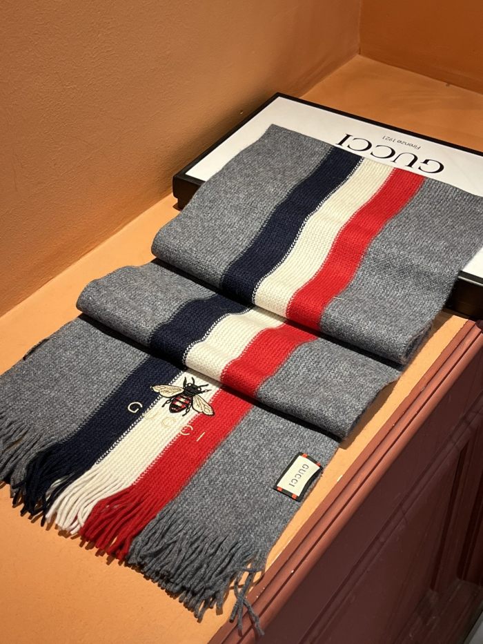 Streetwear Scarf GUCCI 325529 SIZE:30*180cm