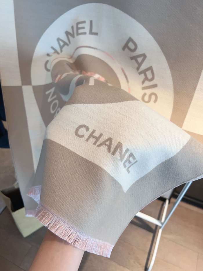 Streetwear Scarf CHANEL 325473 size：70cm*180cm