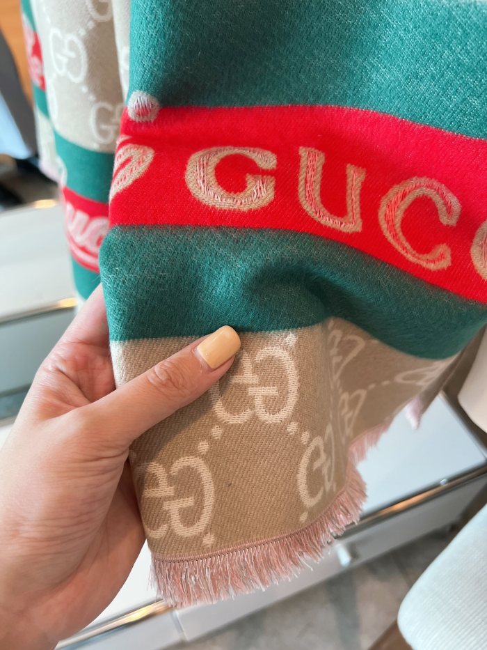 Streetwear Scarf GUCCI 325516 SIZE:180*70cm