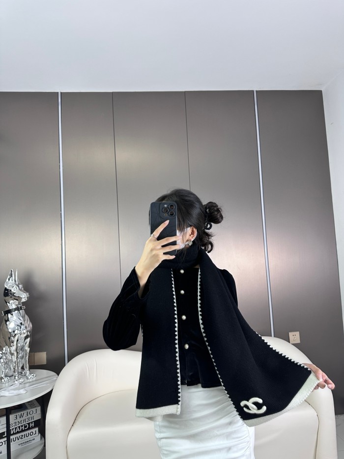 Streetwear Scarf CHANEL 325569