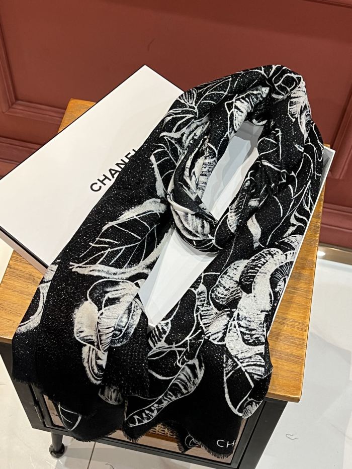 Streetwear Scarf CHANEL 325546 size:110*120cm