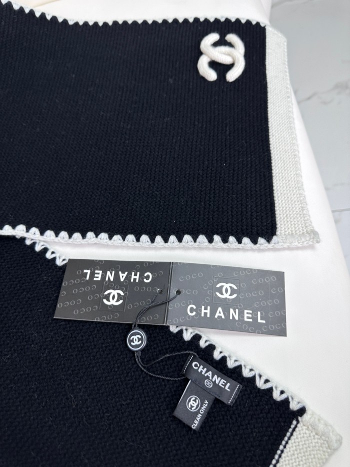 Streetwear Scarf CHANEL 325569