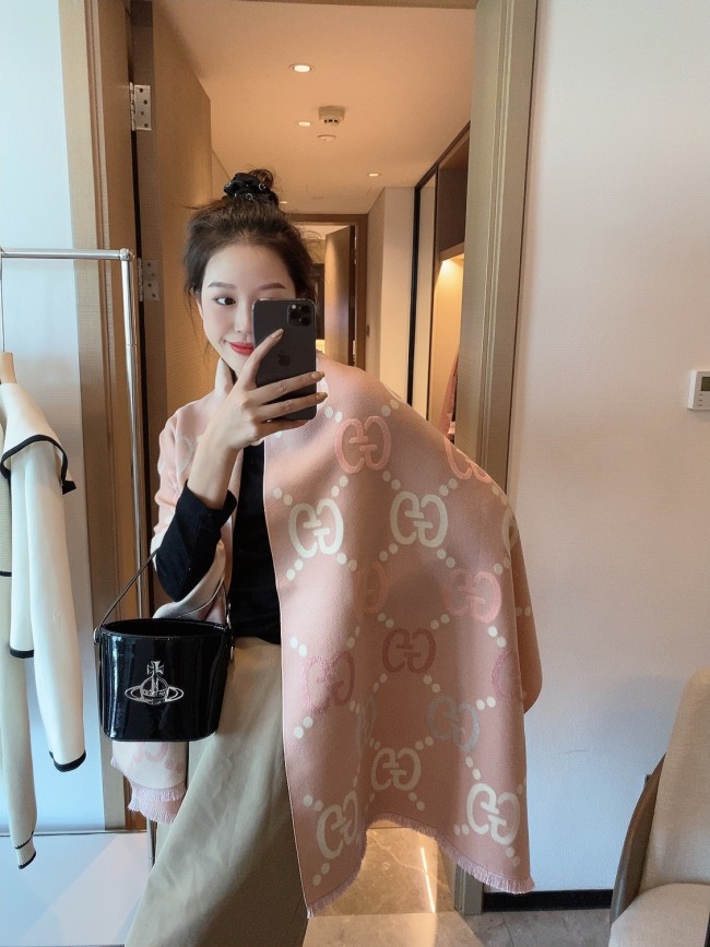 Streetwear Scarf GUCCI 325513