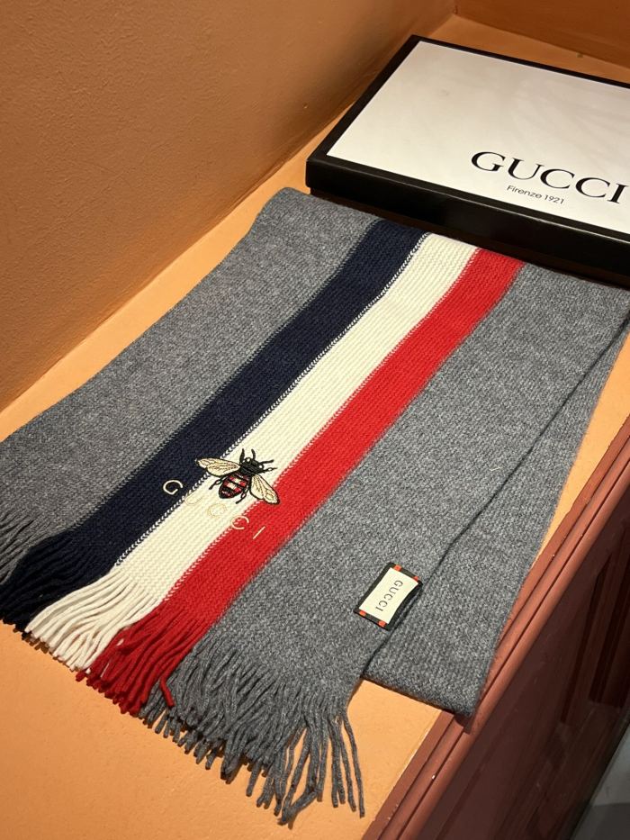 Streetwear Scarf GUCCI 325529 SIZE:30*180cm
