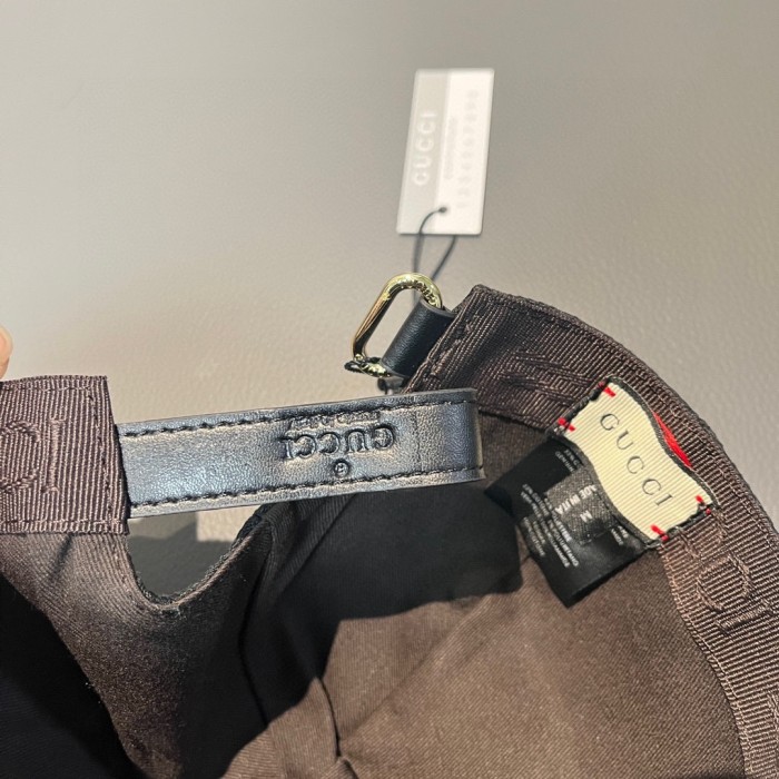 Streetwear Hat Gucci 325342
