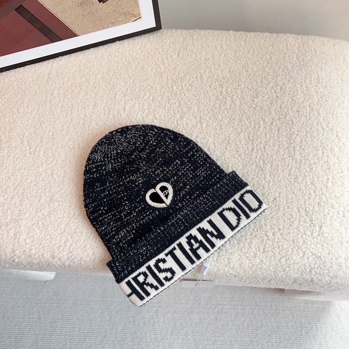 Streetwear Hat DIOR 325370