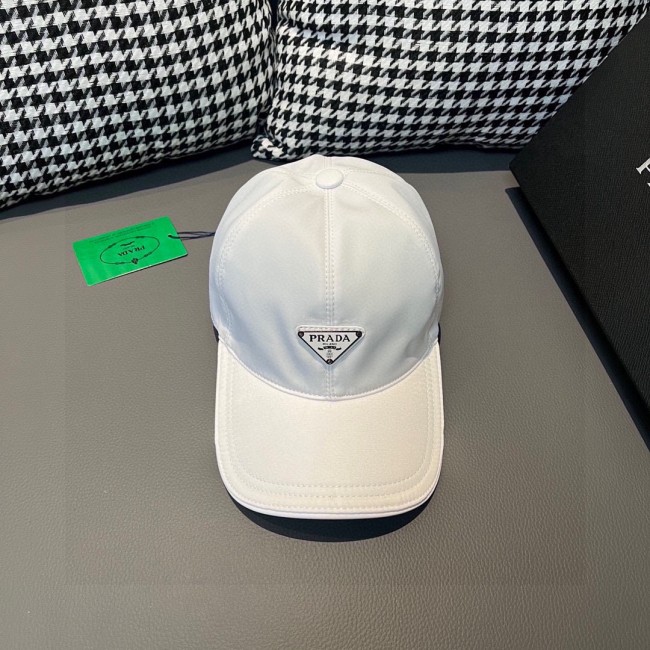Streetwear Hat Prada 325320