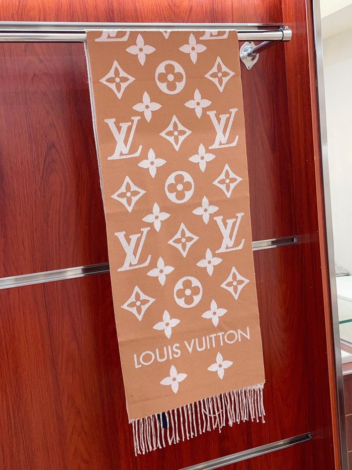 Streetwear Scarf LV 329749 SIZE:186x34cm