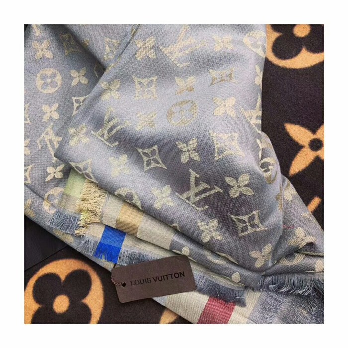 Streetwear Scarf LV 329773