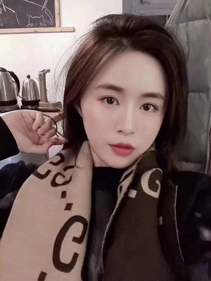 Streetwear Scarf GUCCI 329778 SIZE:190cm*65cm