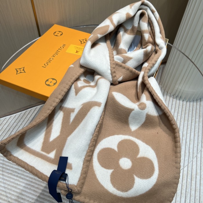 Streetwear Scarf LV 329762 SIZE:209x30cm
