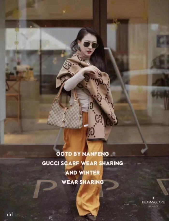 Streetwear Scarf GUCCI 329778 SIZE:190cm*65cm