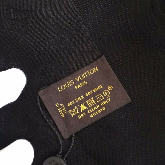 Streetwear Scarf LV 329784 SIZE:140*140cm