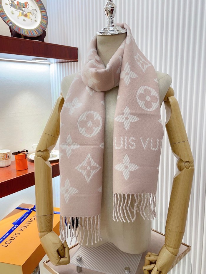 Streetwear Scarf LV 329750 SIZE:186x34cm