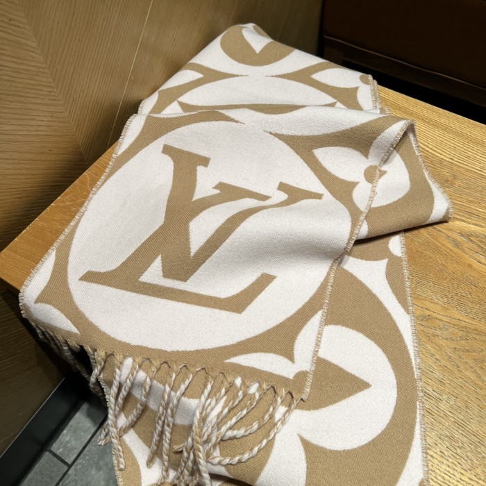 Streetwear Scarf LV 329766 SIZE:209x30cm