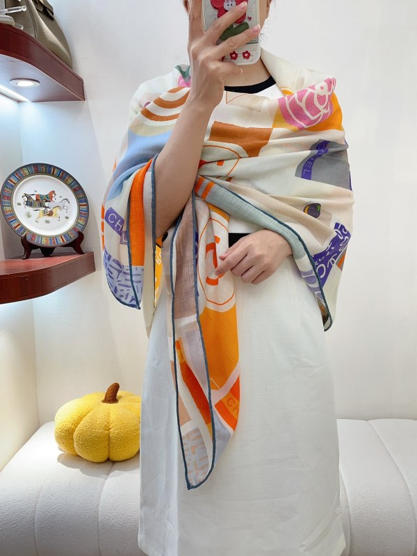 Streetwear Scarf CHANEL 329753 size：140*140cm