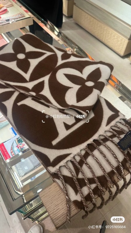 Streetwear Scarf LV 329765 SIZE:209x30cm