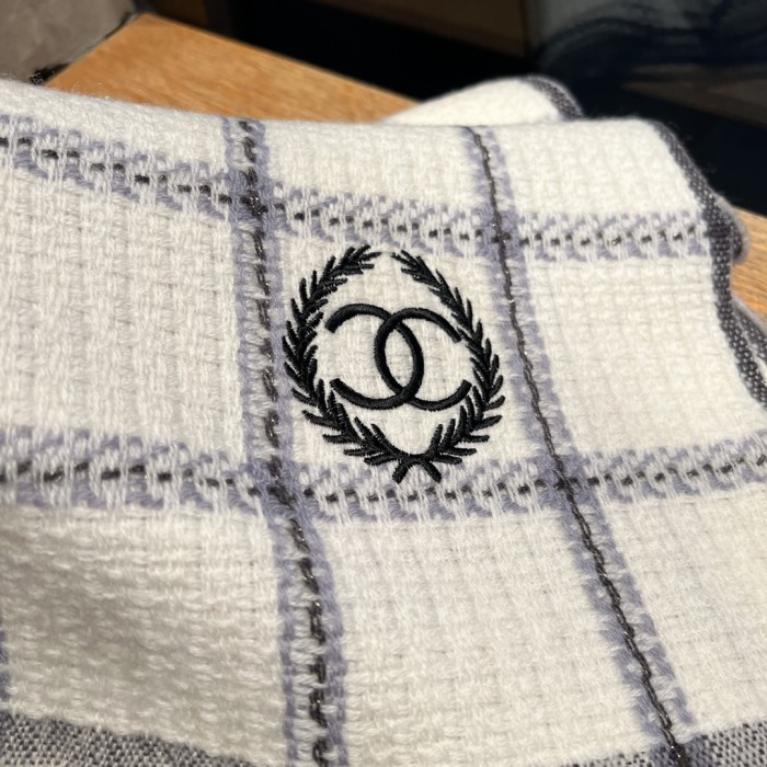 Streetwear Scarf CHANEL 329757 SIZE:30*180cm