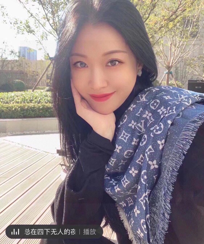 Streetwear Scarf GUCCI 329670 SIZE:90cm*90cm