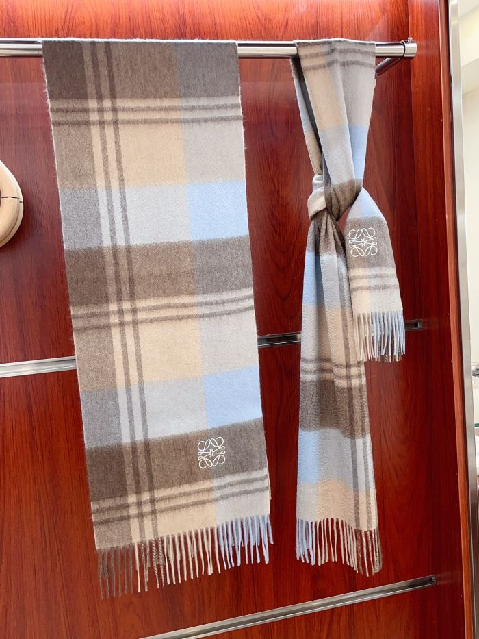 Streetwear Scarf Loewe 329731 SIZE:30㎝*180cm