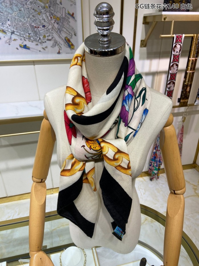 Streetwear Scarf GUCCI 329708 SIZE:140cm*140cm